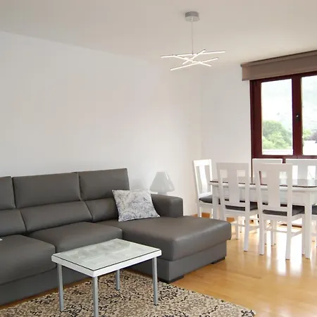 Gestiona2r - 3 Landaburu Apartment
